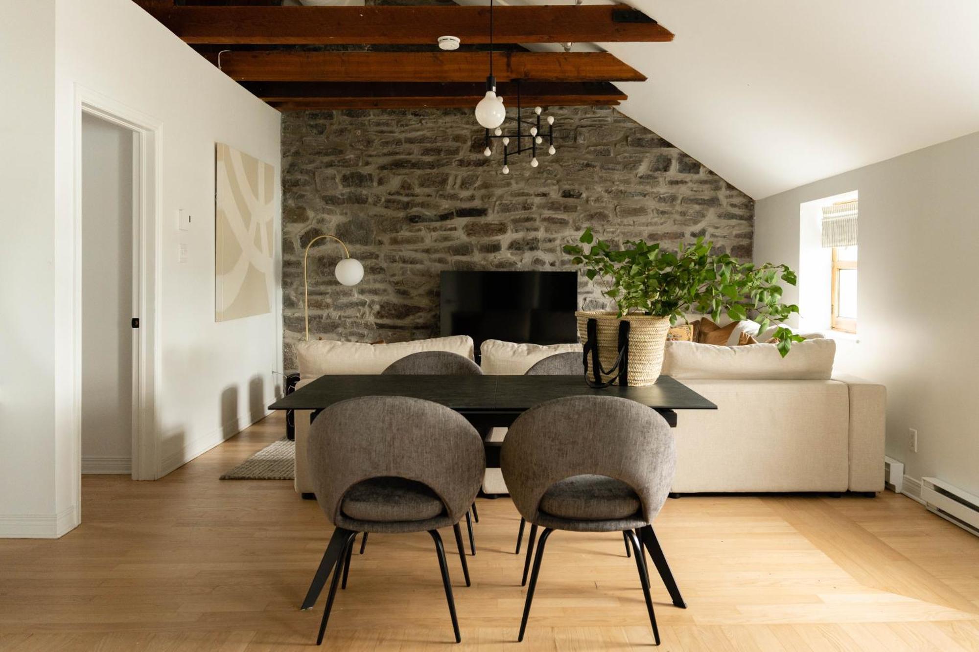 Maison Rasco By Luxury In Transit 4* Montréal